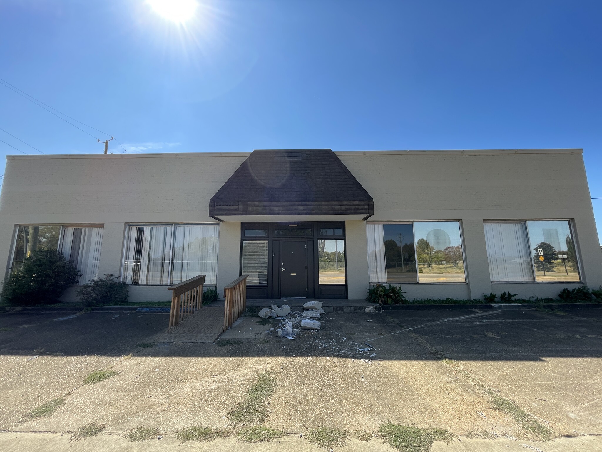 903 Maxwell Blvd, Montgomery, AL for lease Building Photo- Image 1 of 9