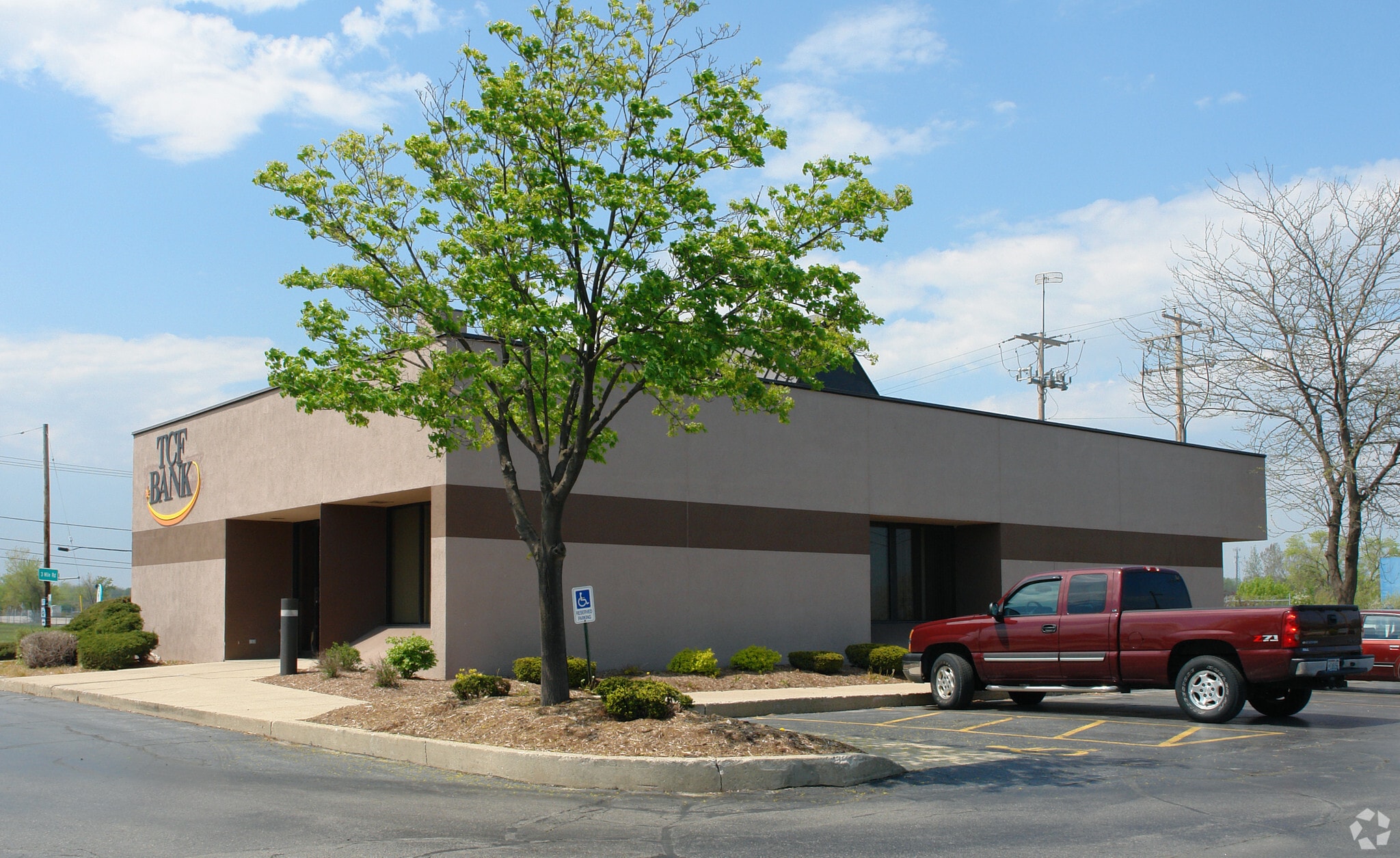 3935 Douglas Ave, Racine, WI 53402 Retail for Sale