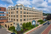 225 North Main Street - Bar