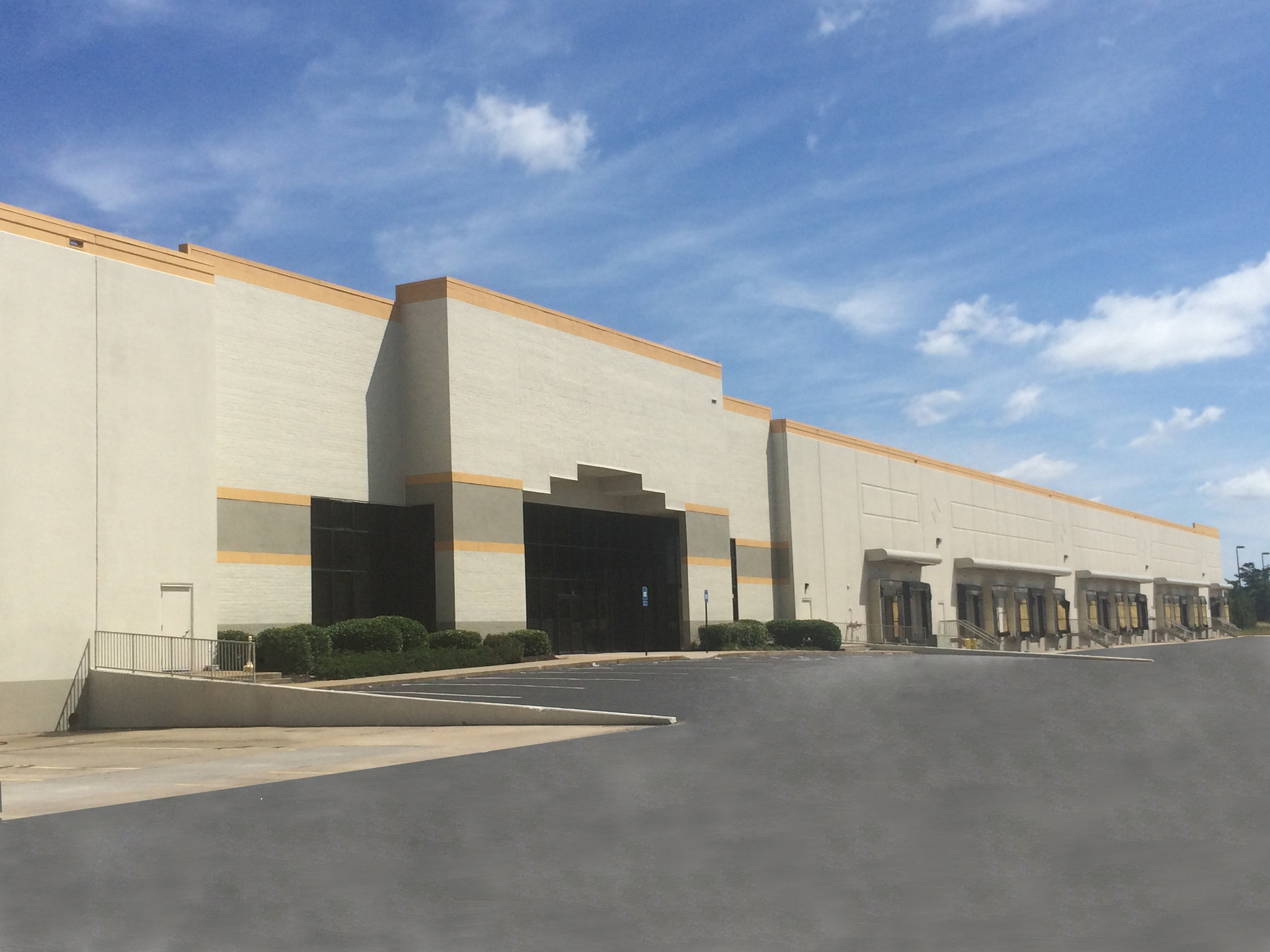 5395 Oakley Industrial Blvd, Fairburn, GA for lease Primary Photo- Image 1 of 6