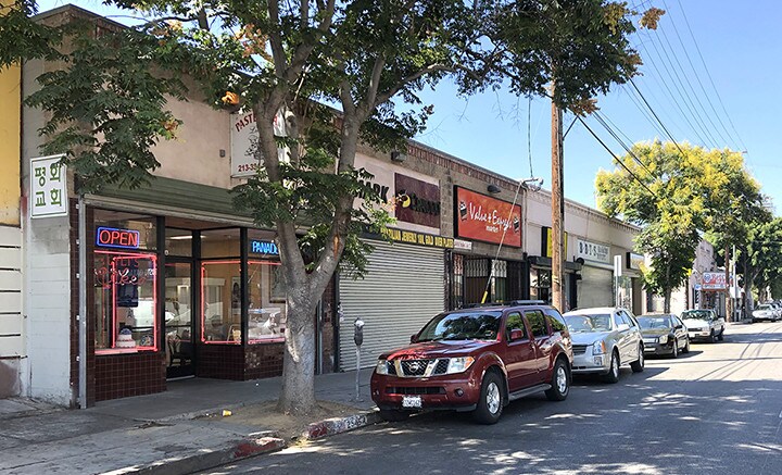 2552-2558 W Pico Blvd, Los Angeles, CA for sale - Building Photo - Image 1 of 1
