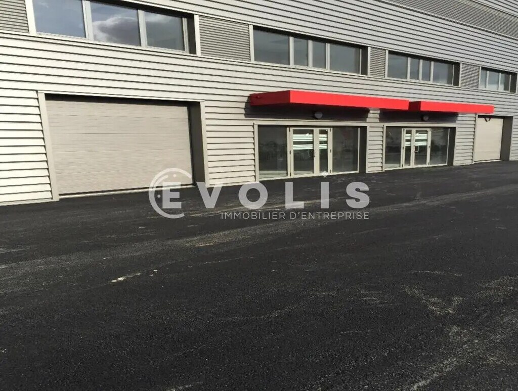Location Local d'activités 31 m² à 828 m² - Photo 1