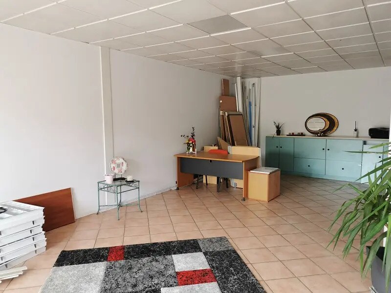 Office in Muret for lease Interior Photo- Image 1 of 20