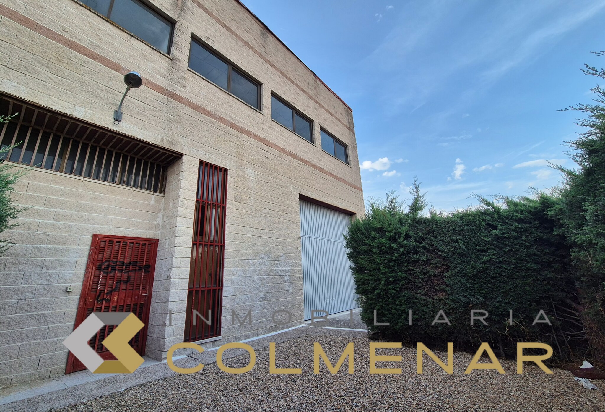Industrial in Colmenar Viejo, Madrid for sale Primary Photo- Image 1 of 1