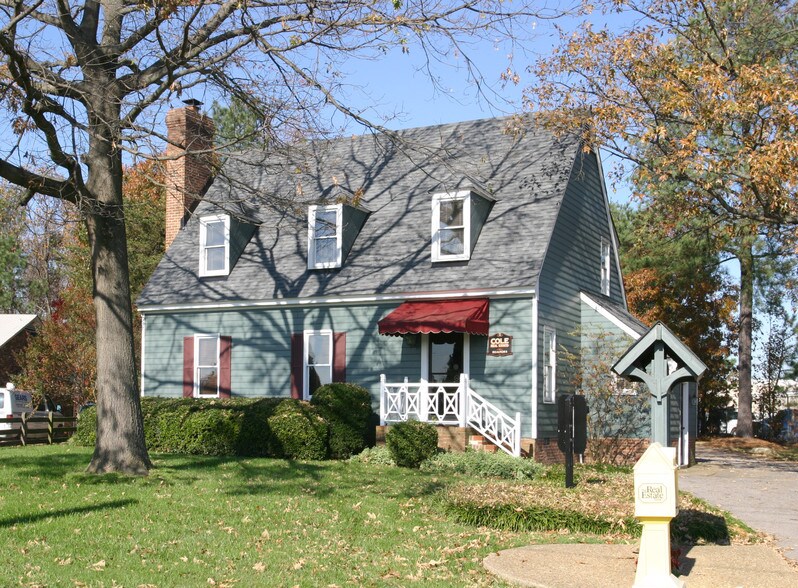 2710 W Hundred Rd, Chester, VA for sale - Primary Photo - Image 1 of 1