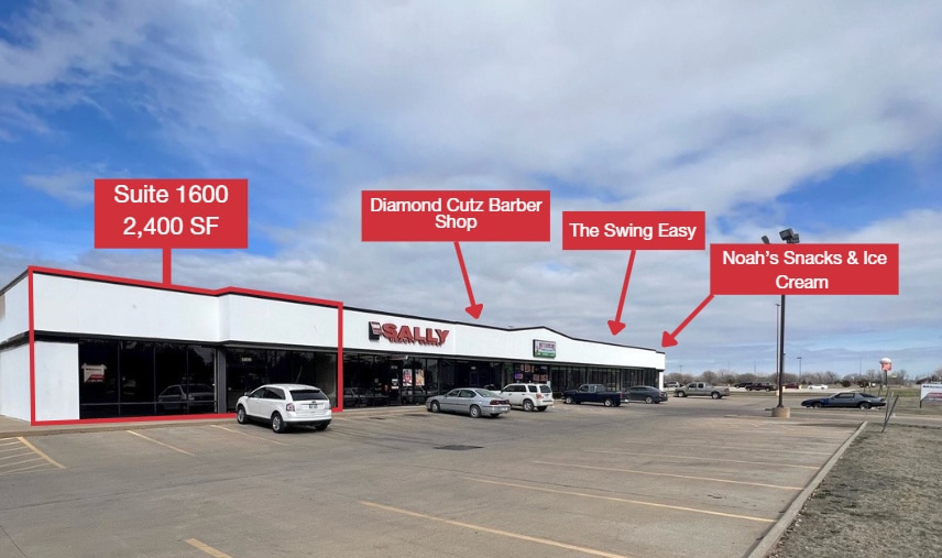 1600-1624 E 11th Ave, Hutchinson, KS for lease - Building Photo - Image 1 of 8