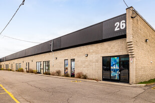 26 Boul Hymus, Pointe-claire QC - Warehouse