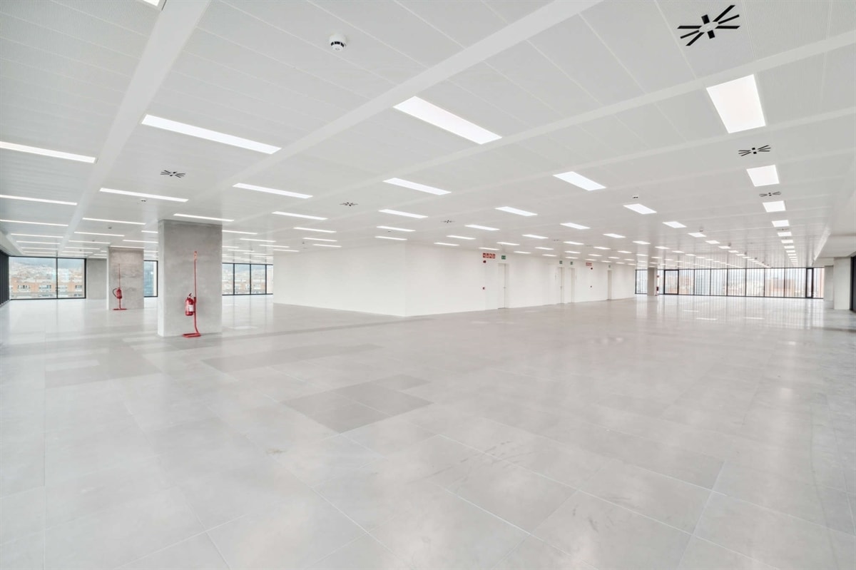 Carrer del Marroc, 33-51, Barcelona, Barcelona for lease Interior Photo- Image 1 of 4