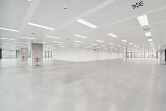 Carrer del Marroc, 33-51, Barcelona, Barcelona for lease Interior Photo- Image 1 of 4