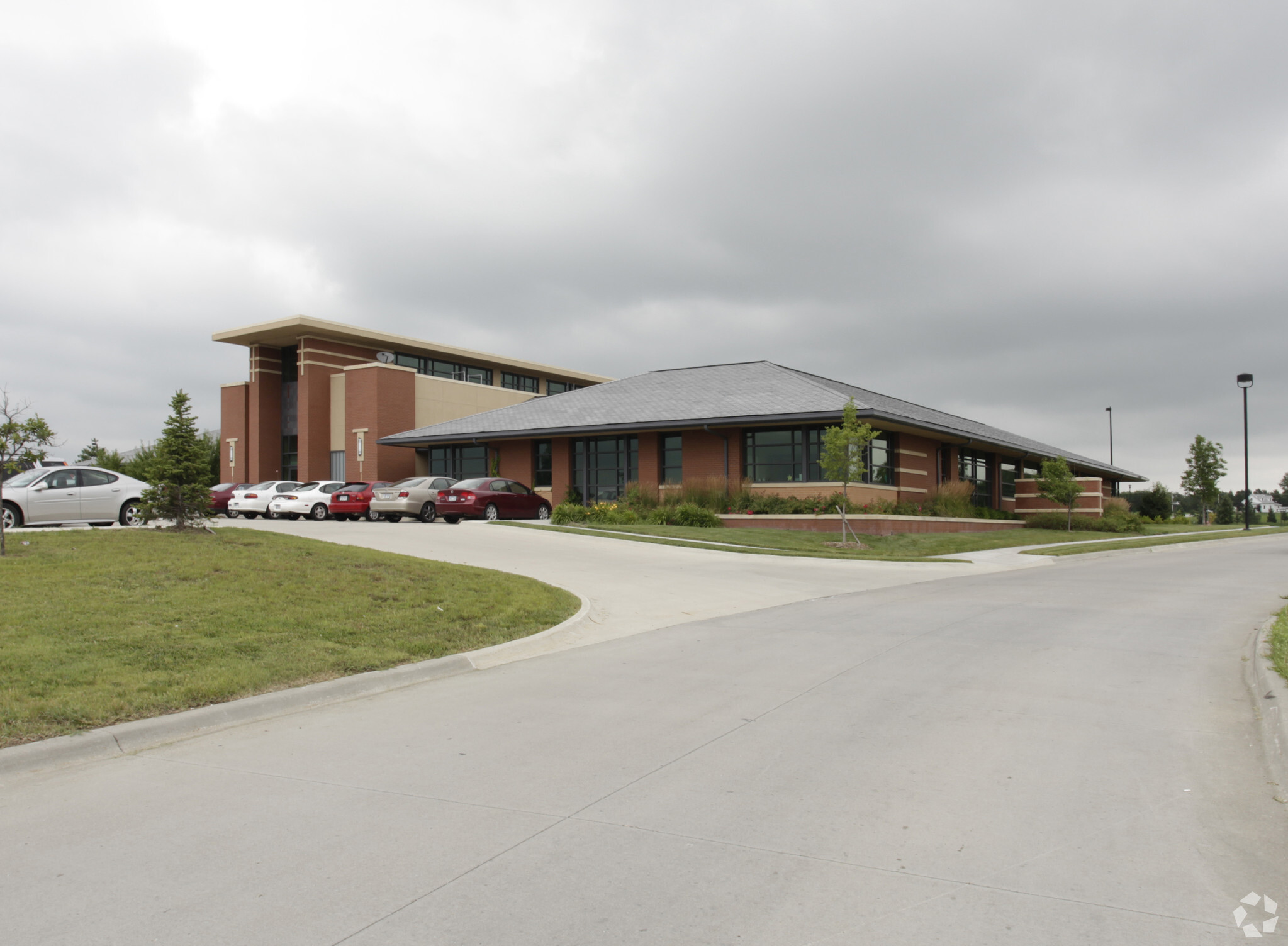 425 Fallbrook Blvd, Lincoln, NE for sale Primary Photo- Image 1 of 1