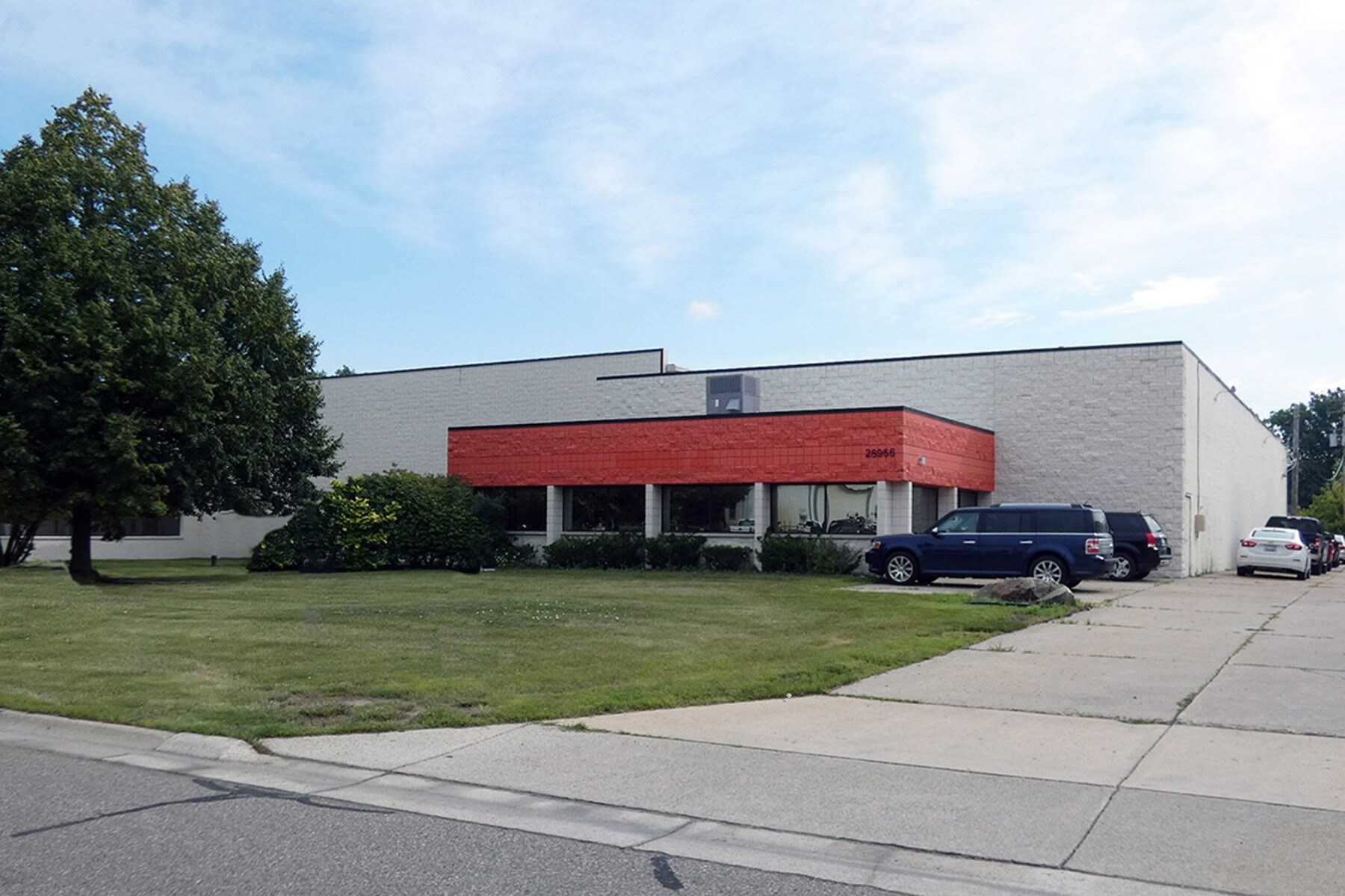 28966 Wall St, Wixom, MI for sale Primary Photo- Image 1 of 1