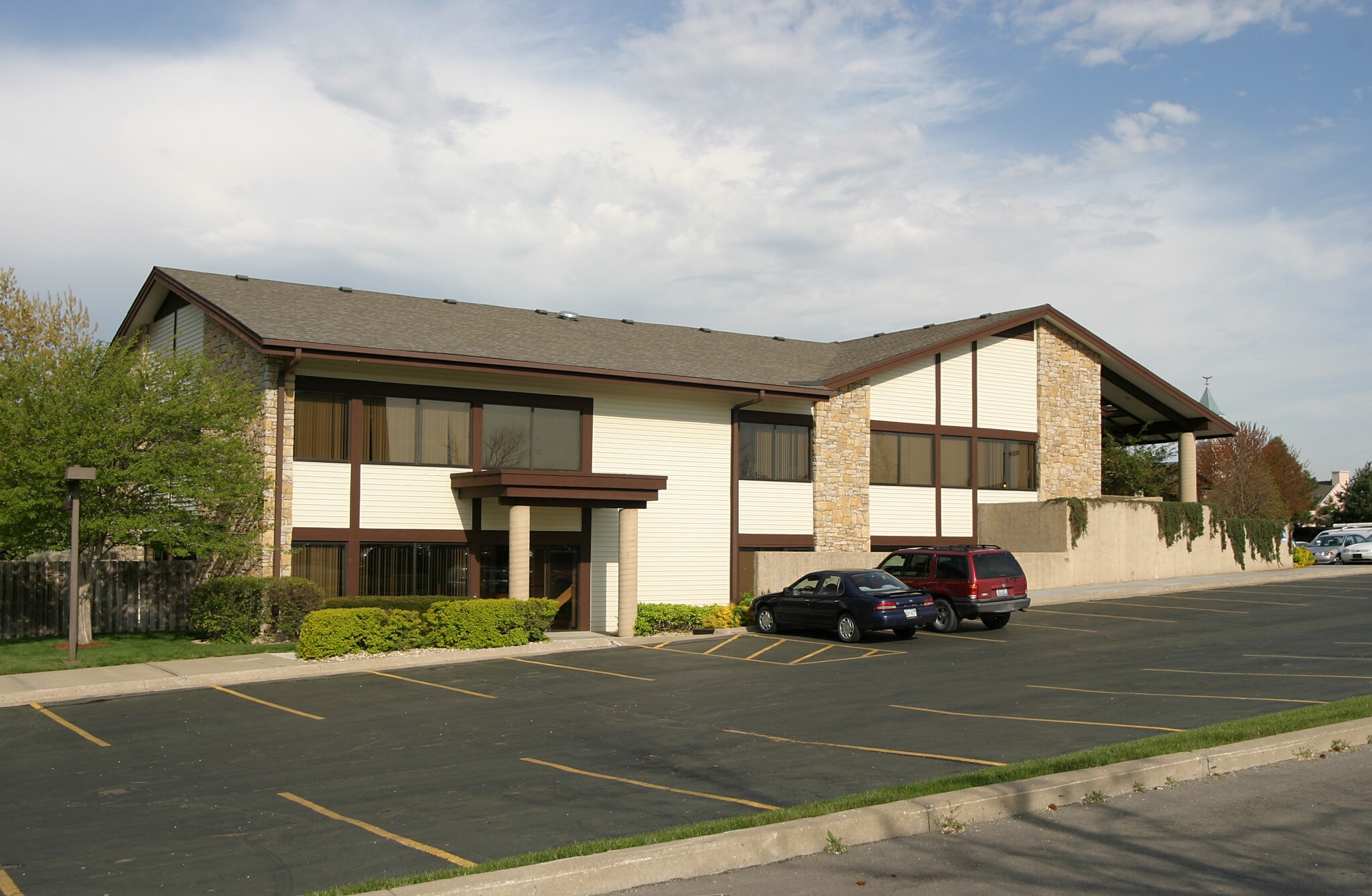 7220 W 98th Ter, Overland Park, KS for sale Building Photo- Image 1 of 1