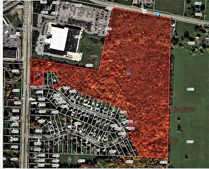 4701 Big Tree Rd, Hamburg, NY 14075