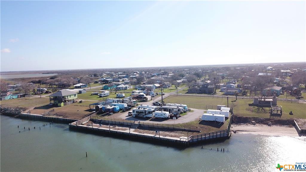 94 Bay Front Ln, Port Lavaca, TX for sale Primary Photo- Image 1 of 1