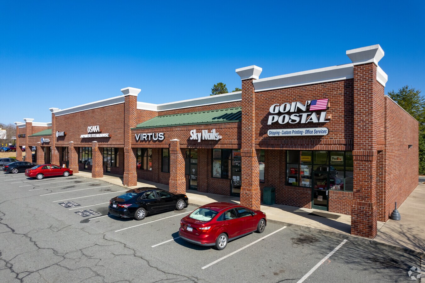 952 W Golf House Rd, Whitsett, NC 27377