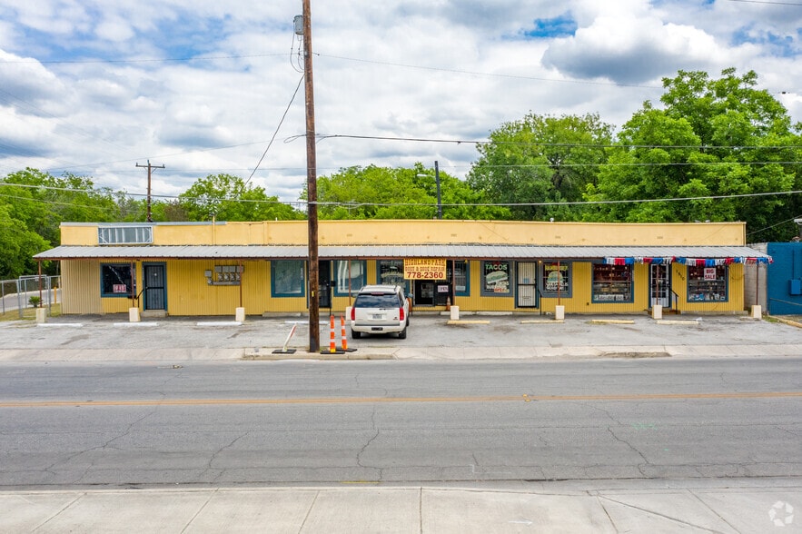 1502 S Hackberry St, San Antonio, TX for lease - Building Photo - Image 3 of 28