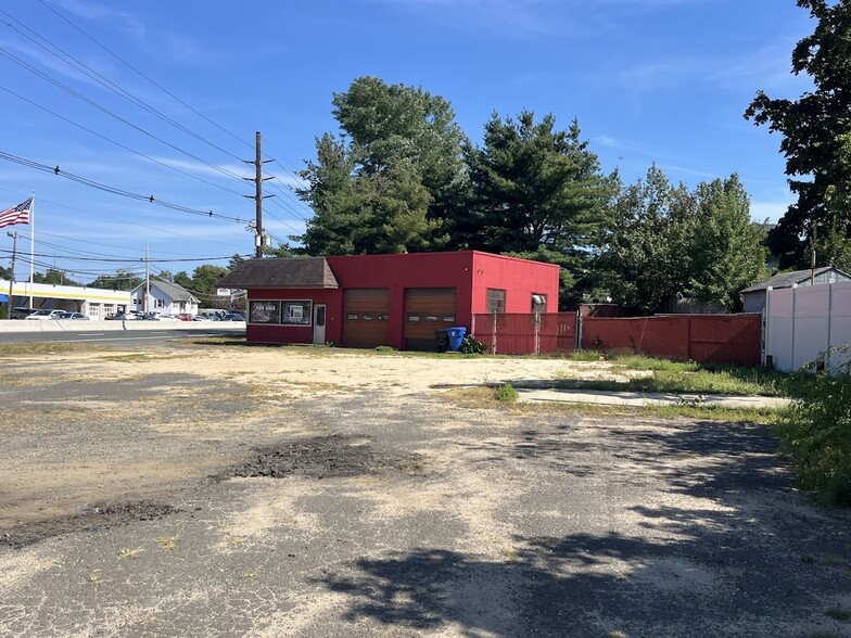 540 State Route 36, Belford, NJ for sale - Primary Photo - Image 1 of 3