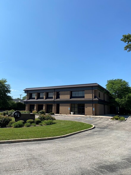 1040 W Northwest Hwy, Mount Prospect, IL for sale - Building Photo - Image 2 of 10