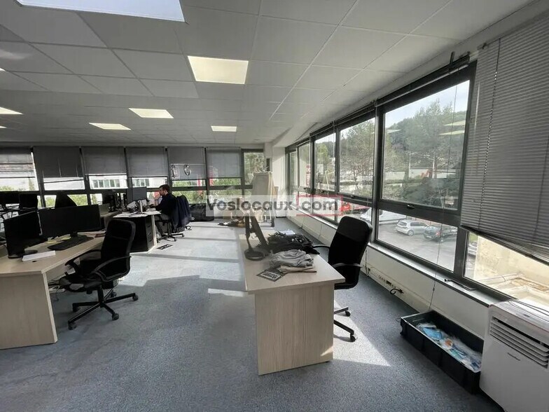 Office in Vallauris for lease - Interior Photo - Image 2 of 4