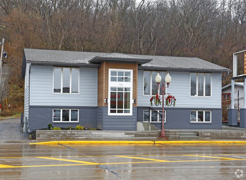 126 2nd St, Hudson, WI for sale - Primary Photo - Image 1 of 1