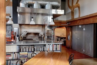 105-117 SE Taylor St, Portland, OR for lease Interior Photo- Image 2 of 6