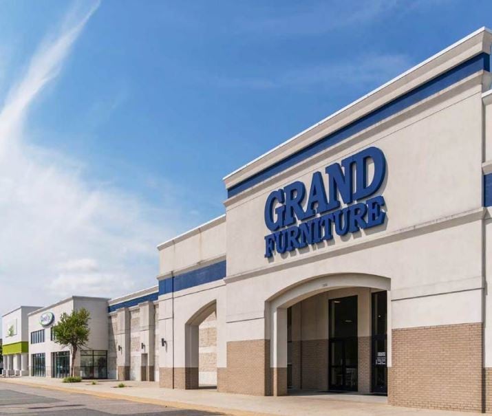 1589-1595 Crossways Blvd, Chesapeake, VA for lease Building Photo- Image 1 of 5