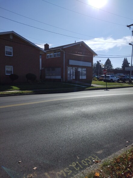 439 Baeder Rd, Jenkintown, PA for lease - Building Photo - Image 1 of 9