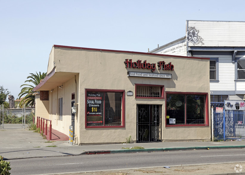 8217 International Blvd, Oakland, CA for sale - Primary Photo - Image 1 of 1