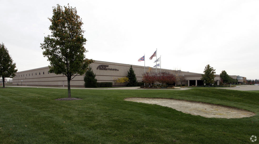 2100 International Pky, North Canton, OH for lease - Primary Photo - Image 1 of 4