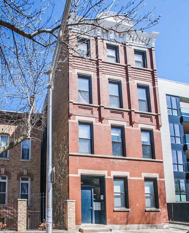 1629 N Burling St, Chicago, IL 60614