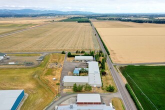 27630 Llewellyn Rd, Corvallis, OR for lease Building Photo- Image 2 of 4