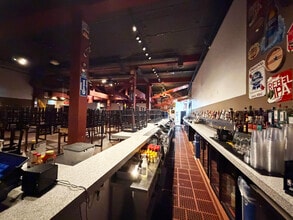 449 Powell St, San Francisco, CA for lease Interior Photo- Image 2 of 4