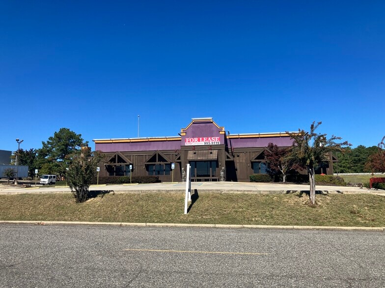 7724 Ludington Ln, Birmingham, AL for lease - Building Photo - Image 3 of 10