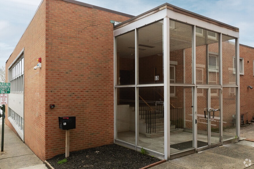 69 Lydecker St, Nyack, NY for lease - Building Photo - Image 3 of 11