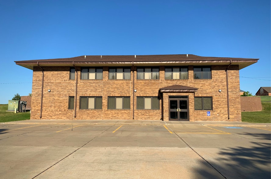 2678 11th Ave, Sidney, NE for lease - Building Photo - Image 2 of 5