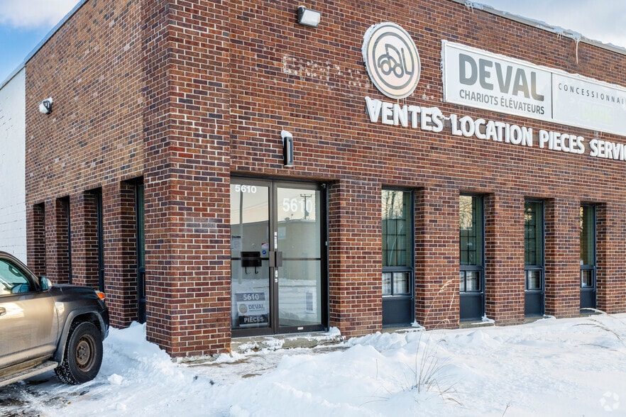 5610-5660 Ch Bois-Franc, Montréal, QC for lease - Building Photo - Image 3 of 7