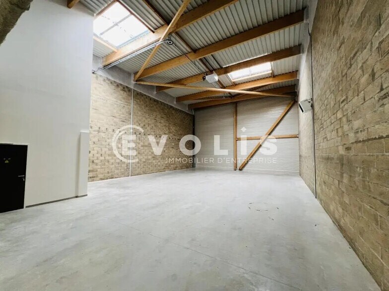 Office in Coupvray for lease - Interior Photo - Image 3 of 11