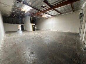 7505 Jurupa Ave, Riverside, CA for lease Building Photo- Image 2 of 5