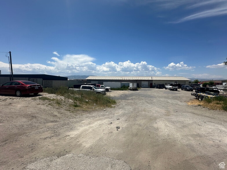 589 N Geneva Rd, Lindon, UT for sale - Building Photo - Image 3 of 24