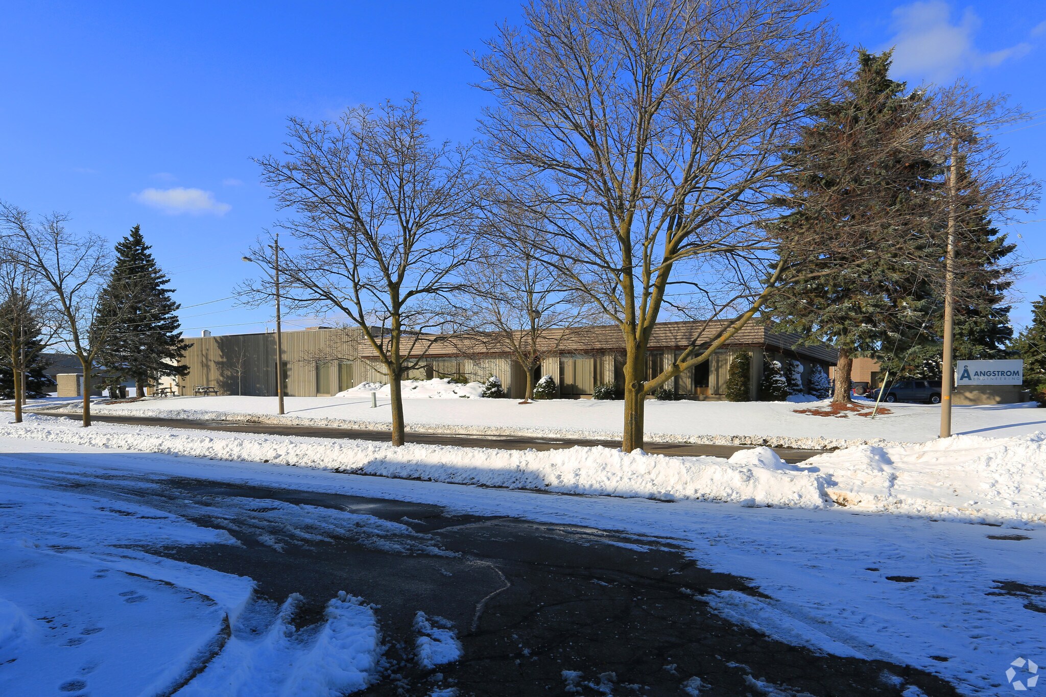 91 Trillium Dr, Kitchener, ON for sale Primary Photo- Image 1 of 1