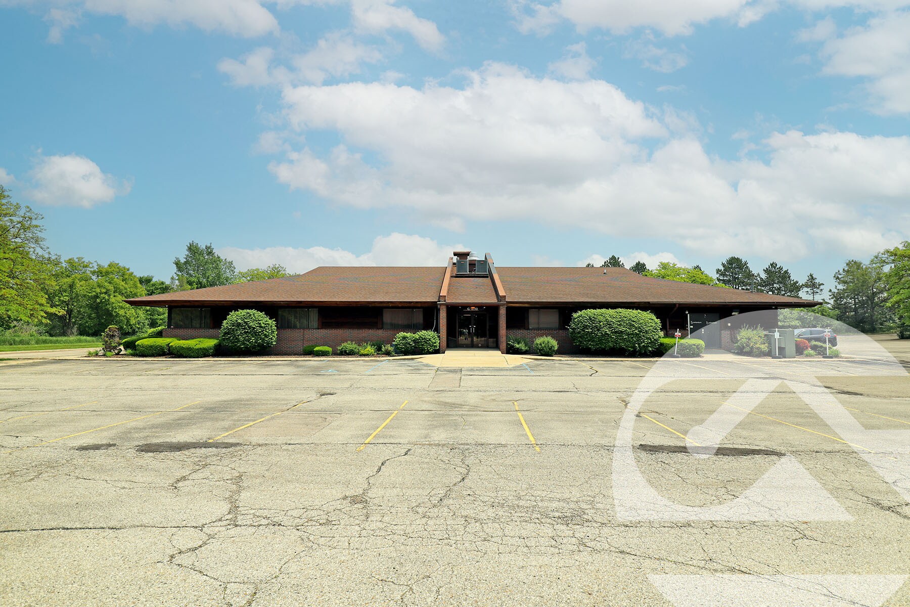 4110 Pier North Blvd, Flint, MI for lease Building Photo- Image 1 of 2
