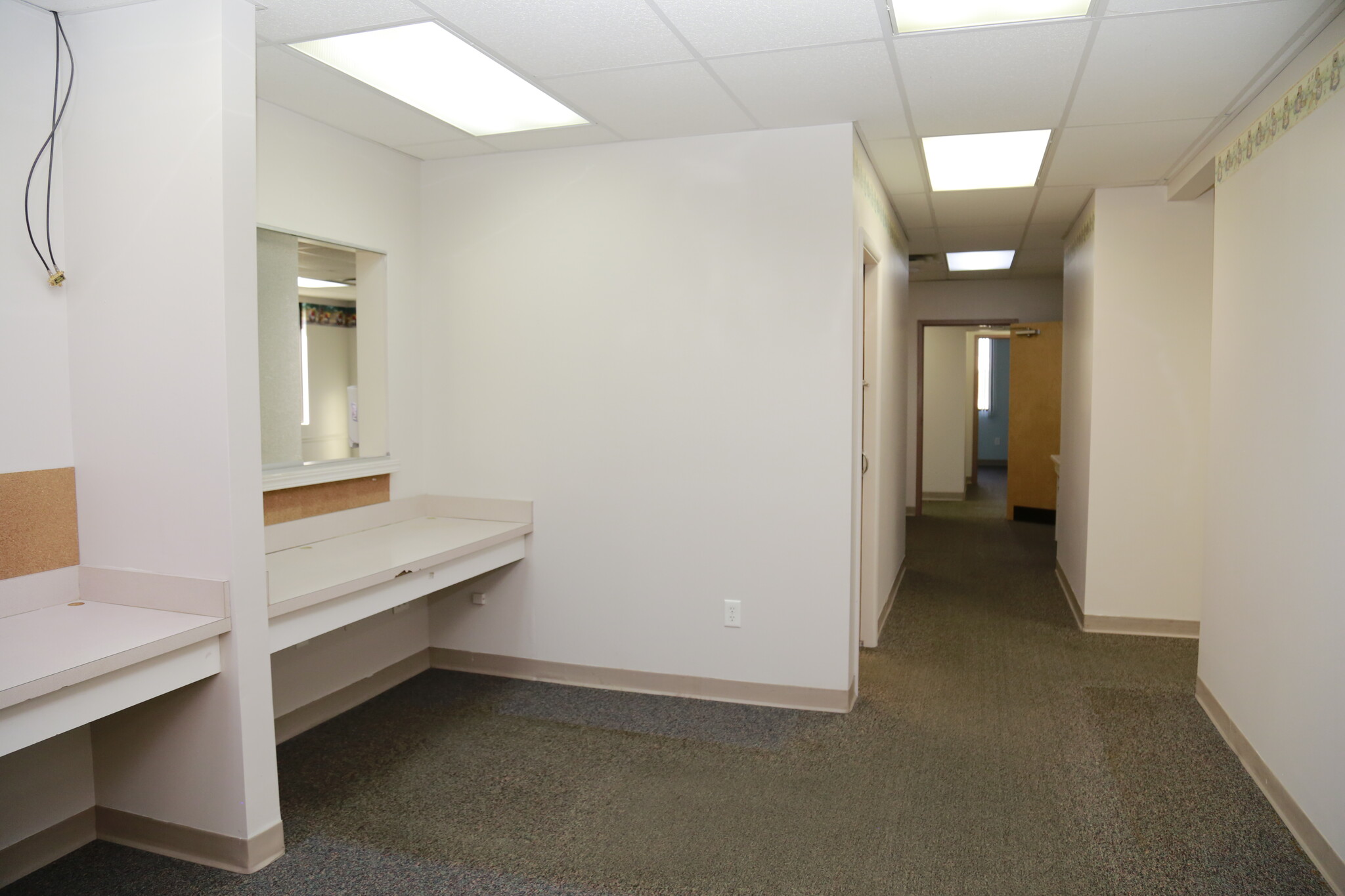 2 Highland Park Dr, Uniontown, PA for lease Interior Photo- Image 1 of 12