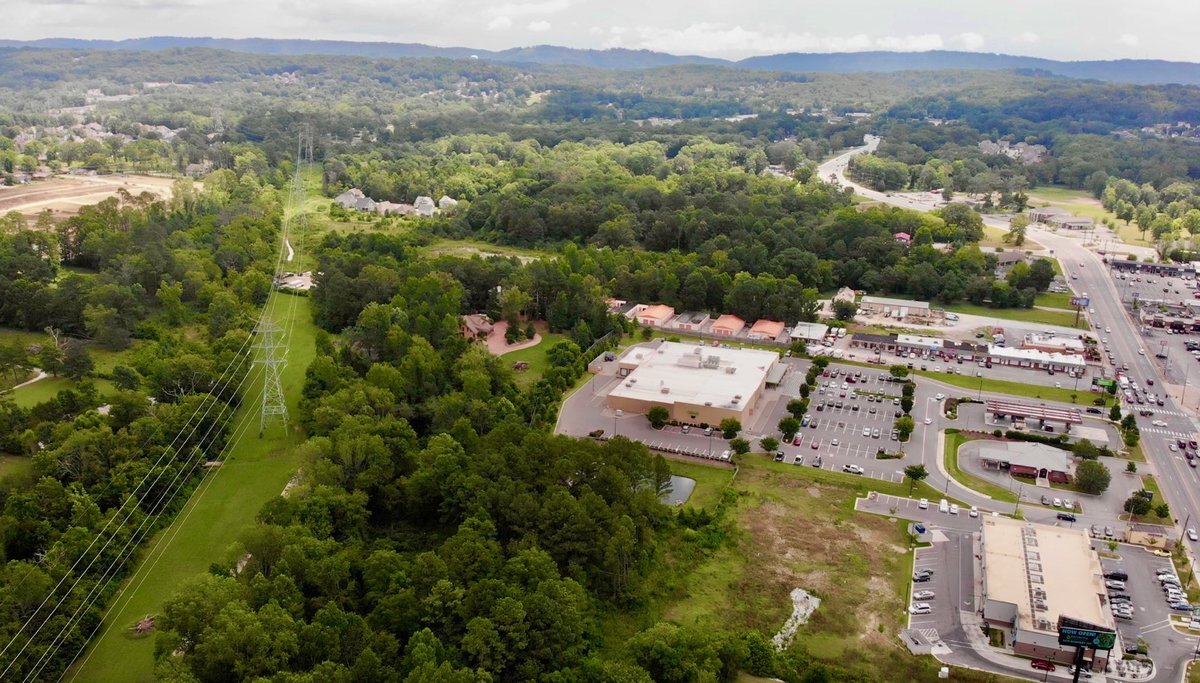 7911 E Brainerd Rd Chattanooga Tn 37421 Loopnet Com