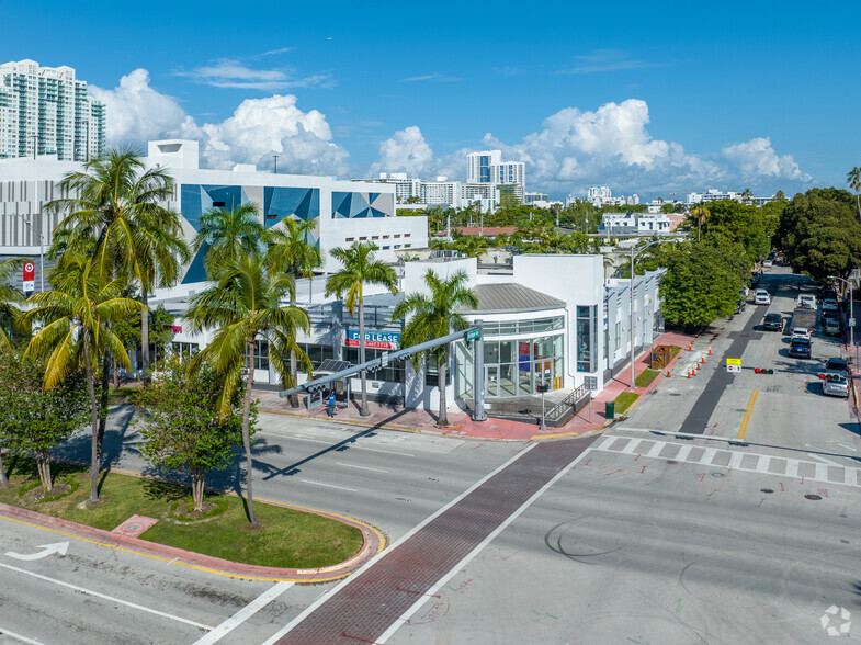 1011 5th St, Miami Beach, FL for lease - Building Photo - Image 2 of 9