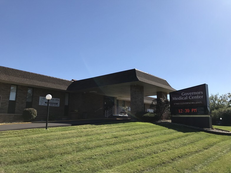 17901 Governors Hwy, Homewood, IL 60430