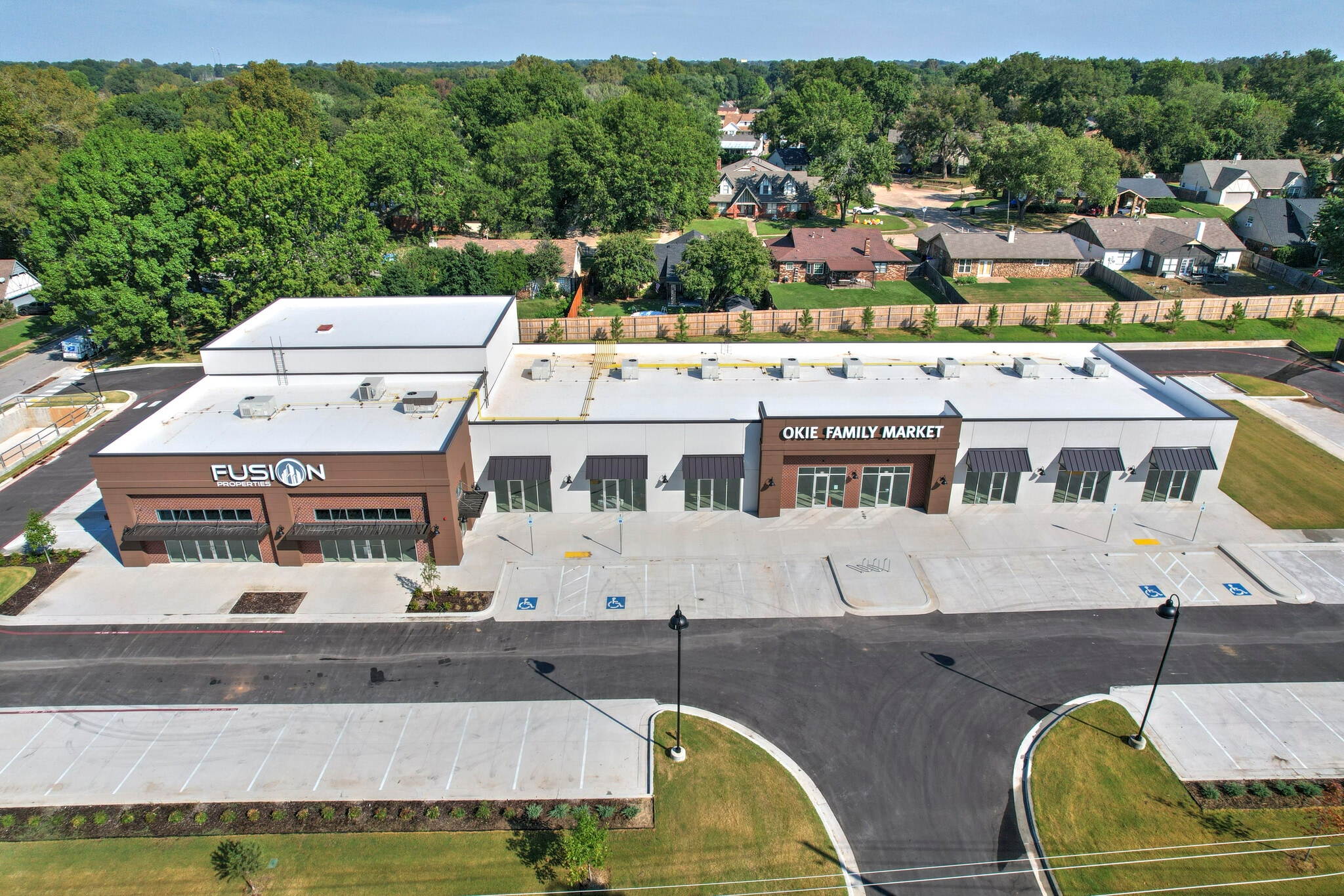 904 W Jasper St, Broken Arrow, OK for lease Building Photo- Image 1 of 9