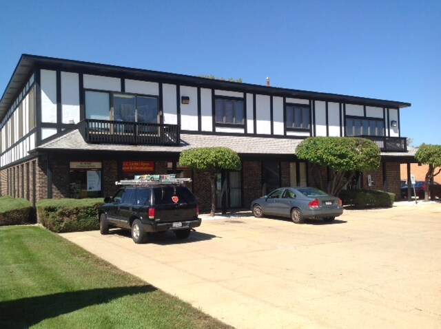 1700 E Algonquin Rd, Algonquin, IL for sale - Building Photo - Image 1 of 1