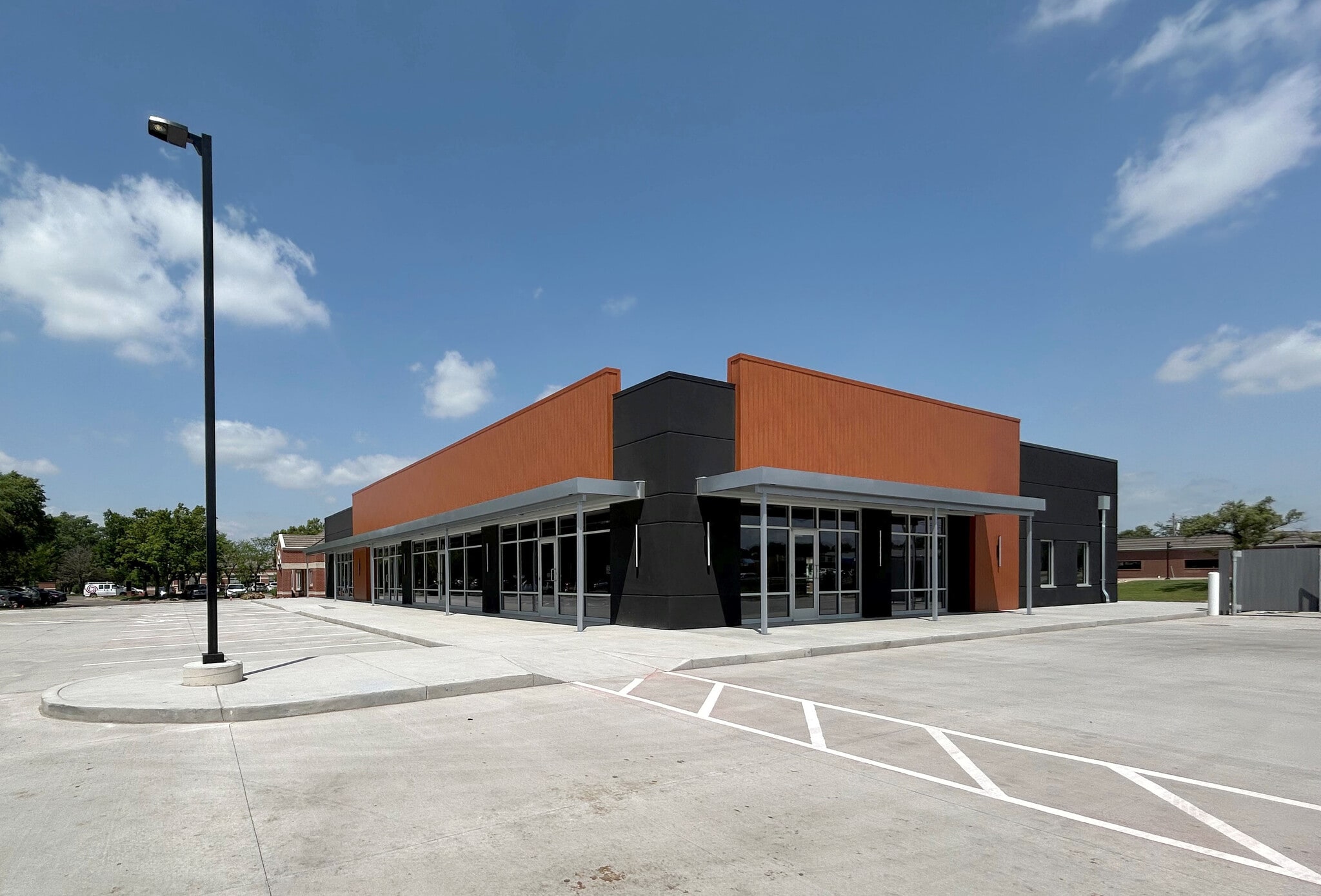 503 N Webb Rd, Wichita, KS for lease Primary Photo- Image 1 of 8