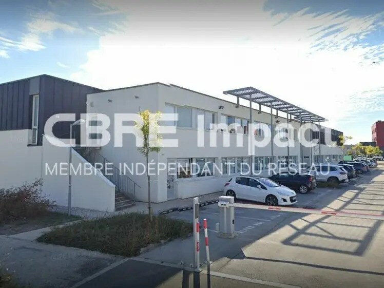 Office in Dijon for lease - Building Photo - Image 1 of 7