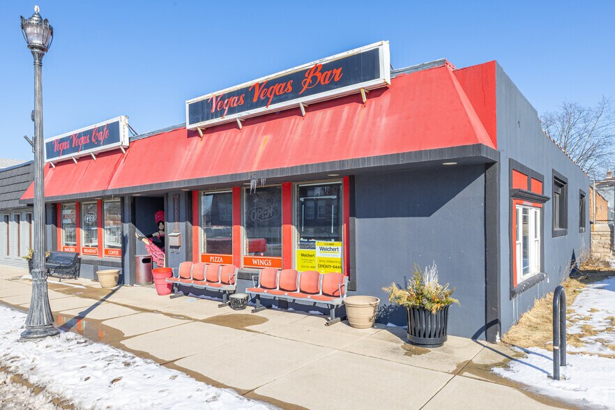 211-213 N Broad St, Griffith, IN for sale - Building Photo - Image 1 of 1